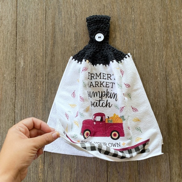 Crochet Top Hanging Kitchen Towel - Picture 6 of 8